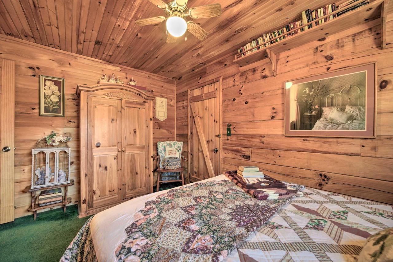 Franklin Cabin With Porch Near Hiking And Waterfalls! Exterior foto